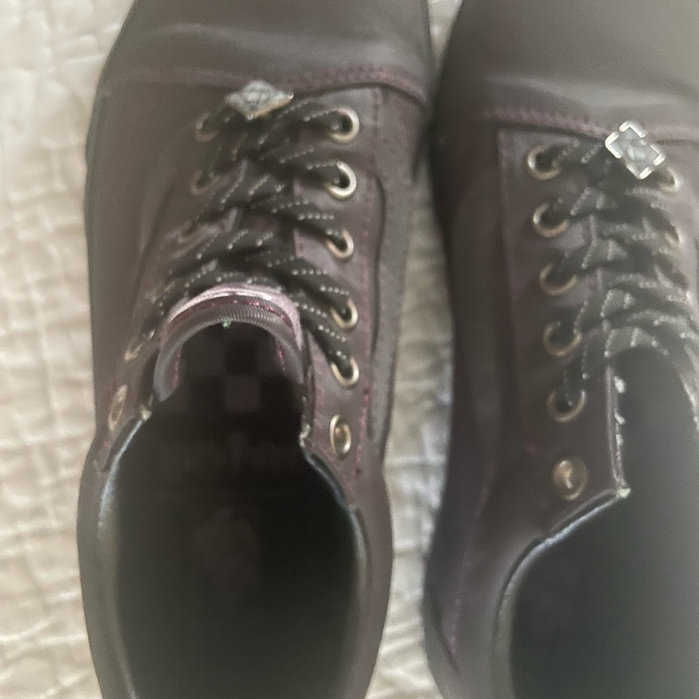 Brand new no tags in excellent shape!